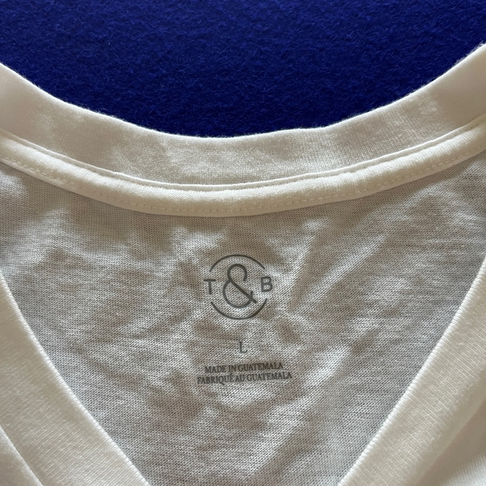 NWOT Beach Boys T-Shirt - Picture 3 of 5